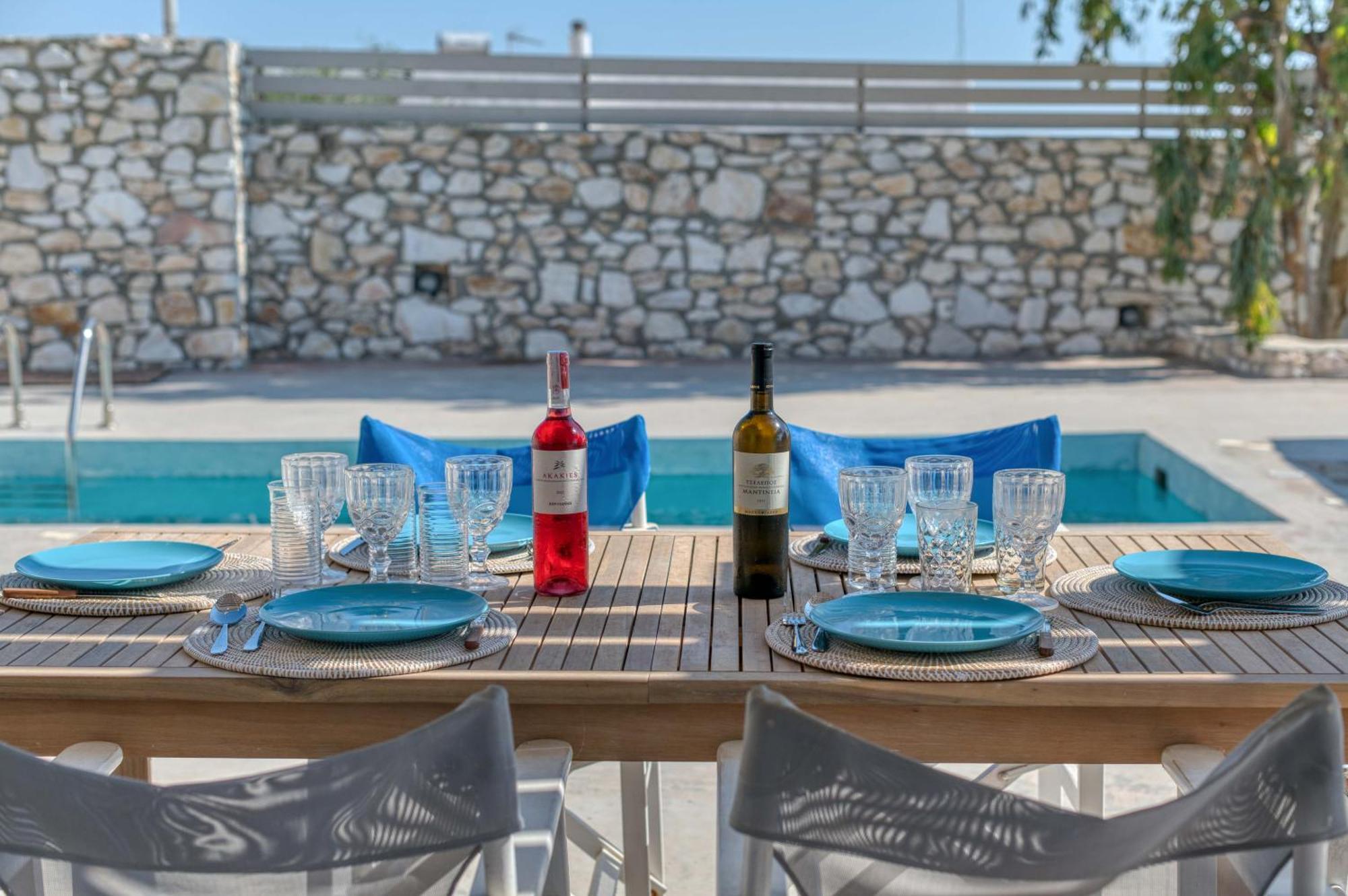 Paradisia Private Swimming Pool And Jacuzzi Parikia (Paros)