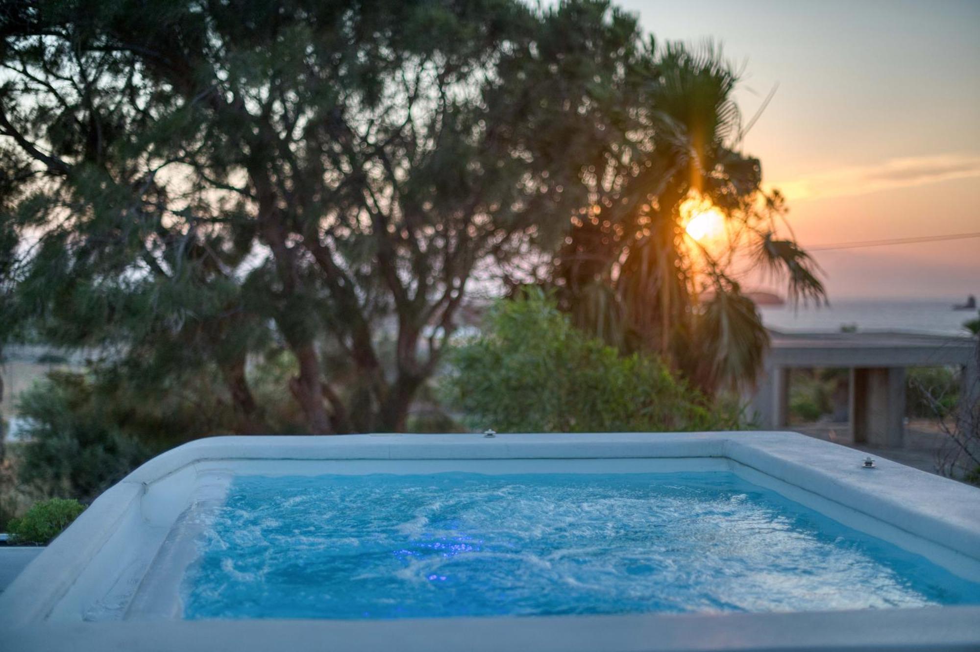 Paradisia Private Swimming Pool And Jacuzzi * Parikia (Paros)